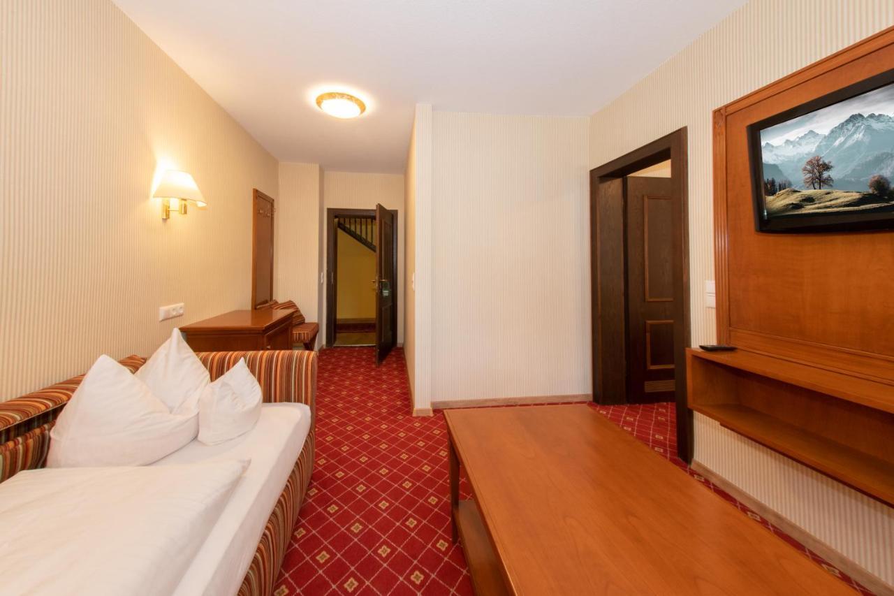 Hotel Gasthof Post ネッセルヴァンク エクステリア 写真